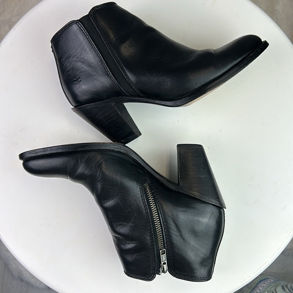 Frye Mustang Gore Women’s Black Leather Ankle Booties Size 8.5B - Picture 11 of 12